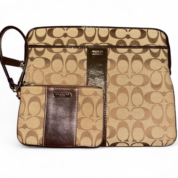 Coach Tablet / iPad Sleeve + Wristlet Wallet Set - Picture 1 of 9